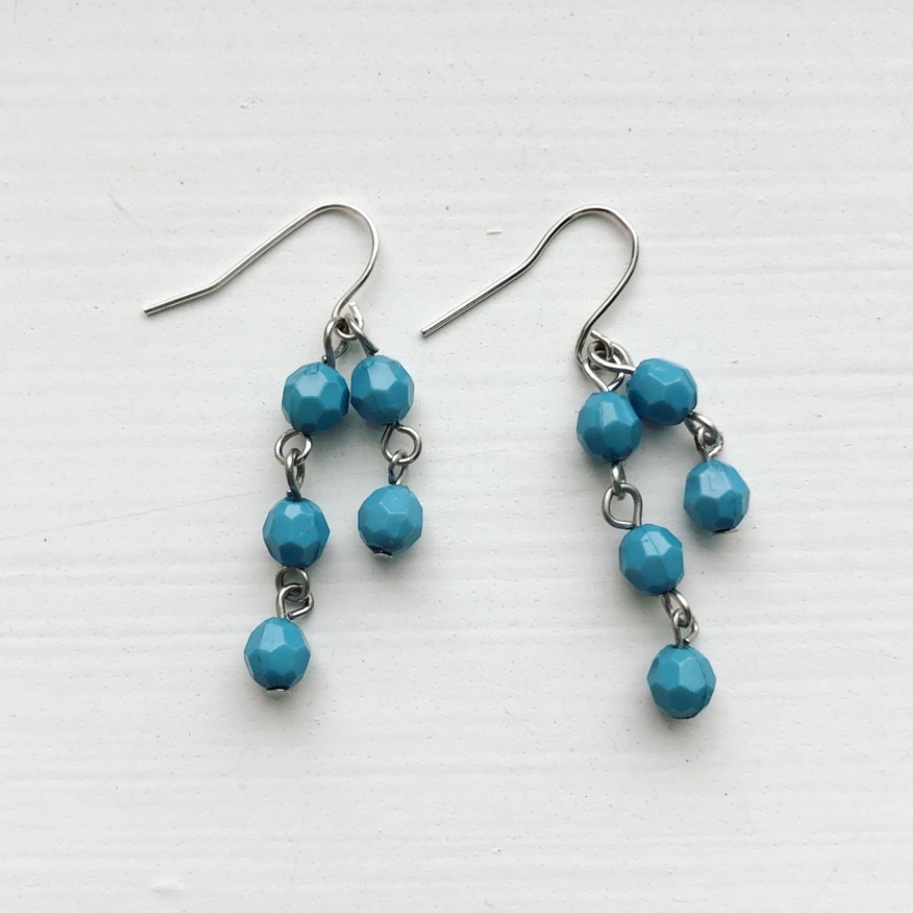 Vintage boho turquoise beaded strand drop earrings